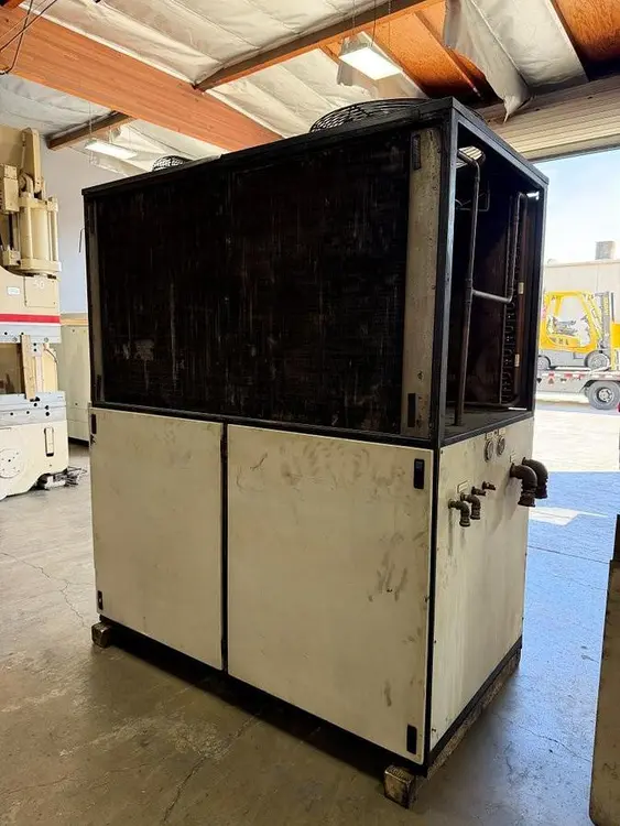 Used ACCU-CHILLER LQ2A2003LXB Chillers California US | MANUFACTURING SOLUTIONS #763400