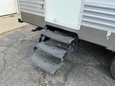Used 2014 SPORTSMAN S262RK Campers, Caravans, Motorhomes Michigan US | Miedema Asset Management Group #1339085