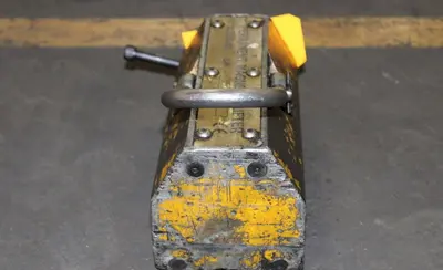2,200 LBS MAGNETIC LIFTER MODEL #WLL1000KG PERMANENT MAGNET CRANE ATTACHMENT: STOCK #23410