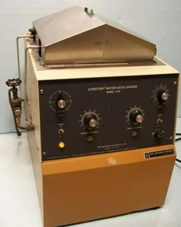 USED NEW BRUNSWICK SCIENTIFIC 3M558B