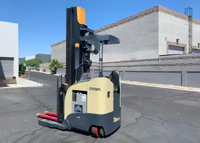 USED 2000 CROWN RR5020-45