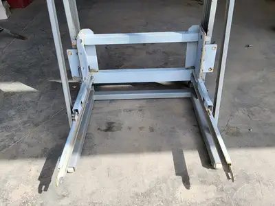 Power/Vac Switchgear Lift Truck 850 lbs