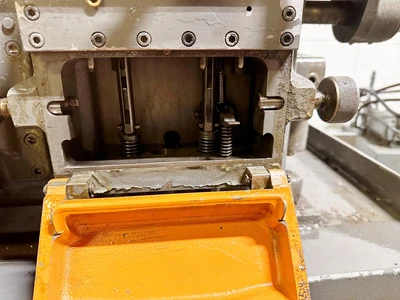 CINCINNATI O-12 R/E HORIZONTAL MILL