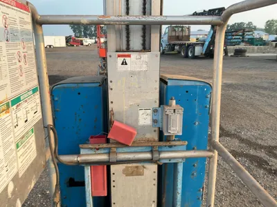 Used 2009 GENIE GR-20 RUNABOUT Vertical Mast Lifts Michigan US | Miedema Asset Management Group #1320449