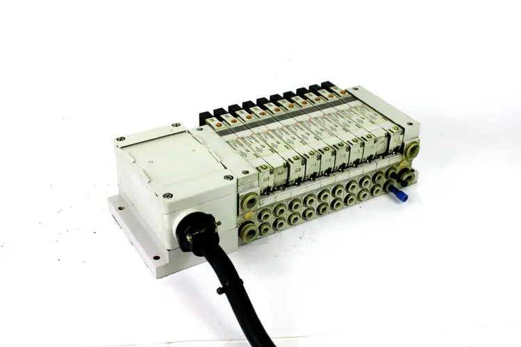 Used SMC VQ2101-5B Solenoid Valves | Industrial Parts R Us Inc. #365875