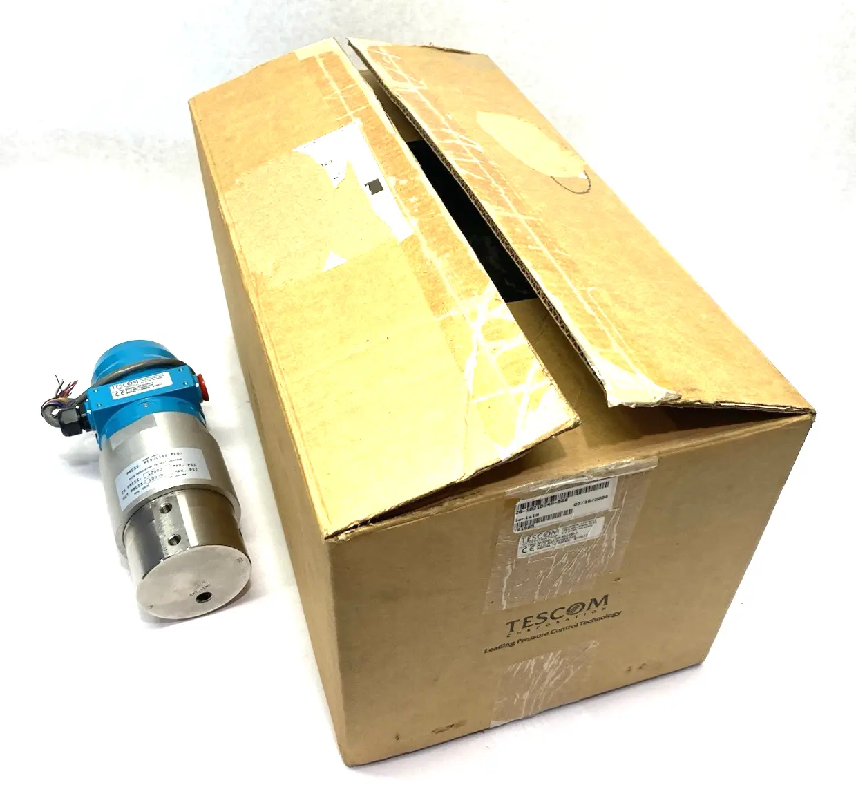 USED EMERSON TESCOM INTEGRATED REGULATOR, ER 3020SI-1 ELECTROPNEU. CONTROLLER