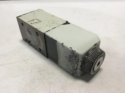 USED VICKERS DG4V37AMUHL760