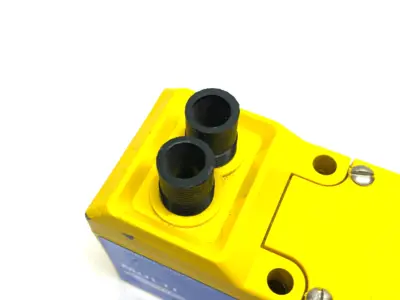 USED BANNER ENGINEERING MULTI-BEAM: 3/4-WIRE SCANNER BLOCK - FIBER OPTIC 16652