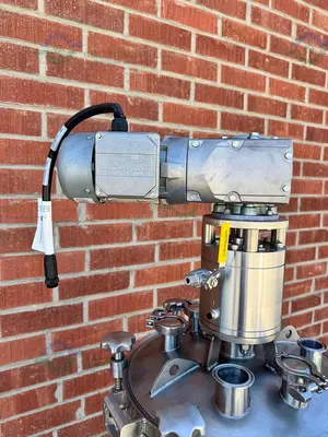 Unknown Brand 100 Liter Mixing Tank w/ Lenze 3 Phase Motor, Impeller