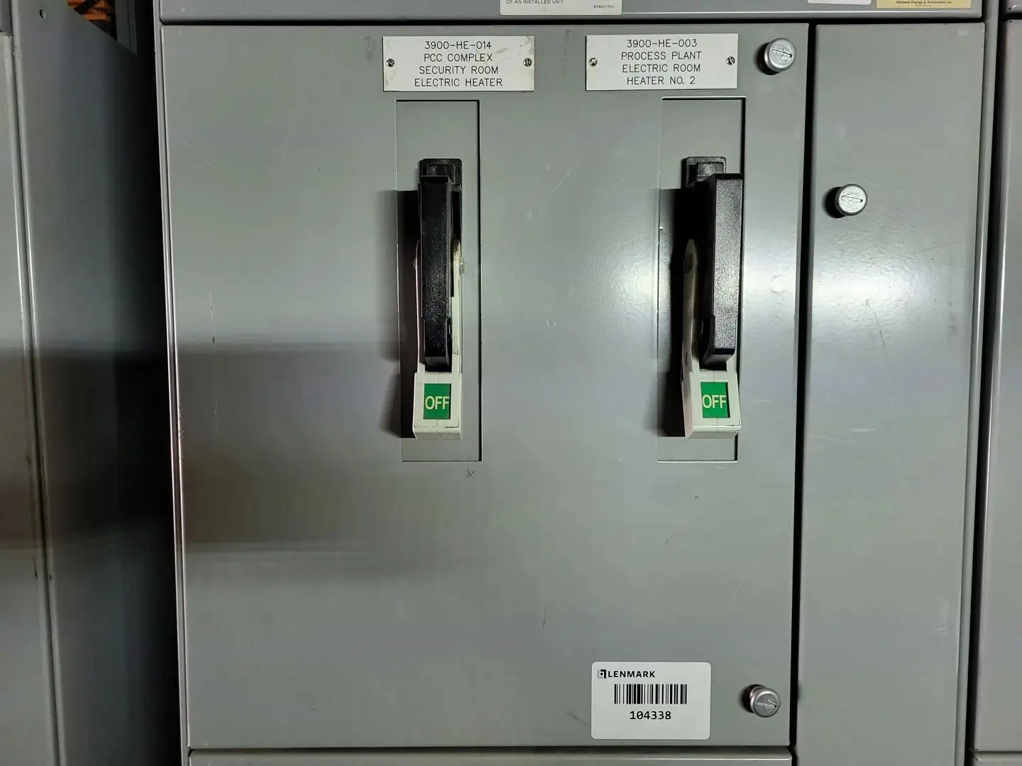 Dual 15 Amps Circuit Breaker MCC Bucket