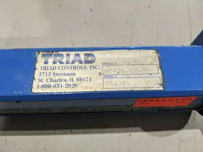 MG-36-AB-AU | TRIAD  Microguard Light Curtain Emitter - Used