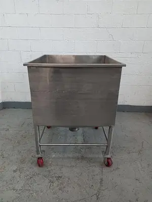 Stainless steel 132 gallon square tank