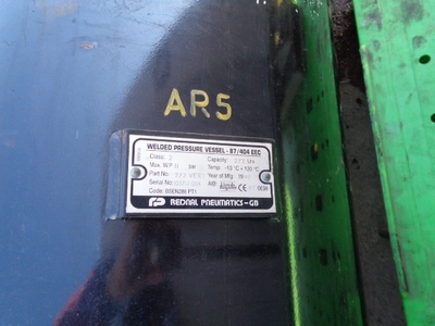 272 L M/S Vertical air  receiver