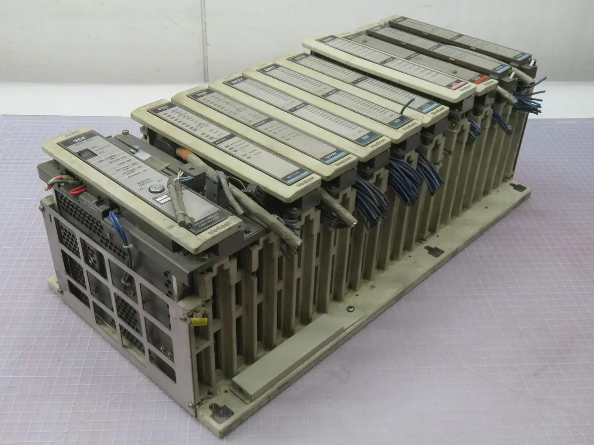 Used MODICON AS-B885-110 PLC Chassis Texas US | Aucto #1308409