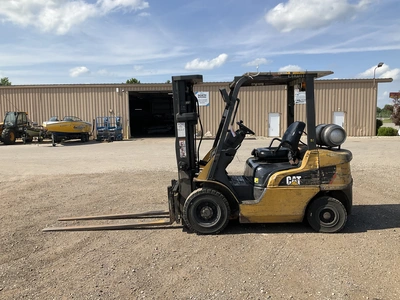 Used CATERPILLAR 2P5000 Liquid Propane Forklifts Michigan US | Miedema Asset Management Group #1301651