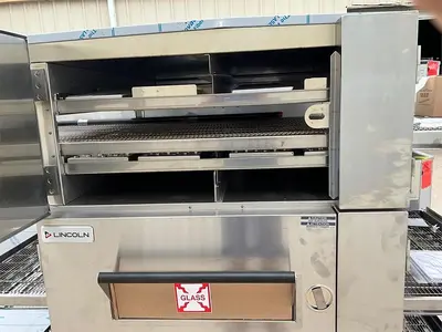 Used LINCOLN 1600 Ovens British Columbia CA | Surrey Food Equipment #1486554
