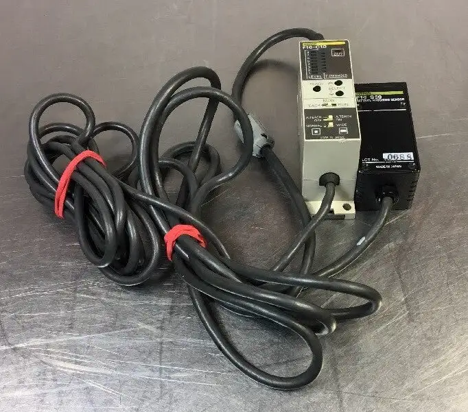 Omron F10-C10 + F10-S30 Sensor & Pattern Matching Sensor Camera System. 5E-33