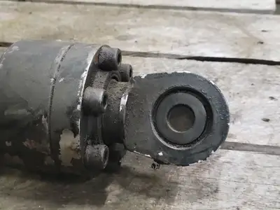 Hydraulic Cylinder JD080120 010