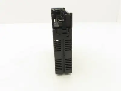 GE Fanuc IC693MDL940K Output Relay Module 2A 16PT
