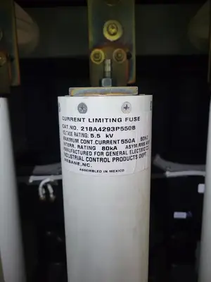 5kV Motor Control Center (MCC) Unit w/ (4) Breakers & (2) Load-Break Switches