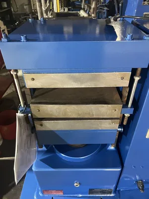 USED 1989 PHI PHI B333C-1-M-C PRESS