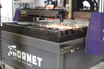 USED 2025 HORNET LTX