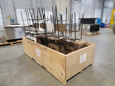 USED 2018 BY THE GLASS F811630