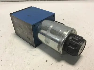 USED REXROTH 4WE10EA31/CG24N9K4