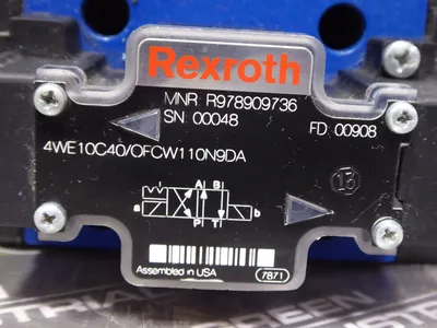 Rexroth R978909736 4-Way Directional Hydraulic Valve 4WE10C40/OFCW110N9DA Used