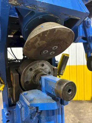 1/4" CAPACITY BLUE VALLEY MODEL #FLANGER-T-588 FLANGING MACHINE: YOBRO #24453