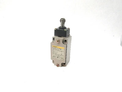 USED OMRON D4B-2171N