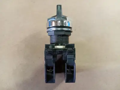 NEW EATON CUTLER-HAMMER E22XG1D