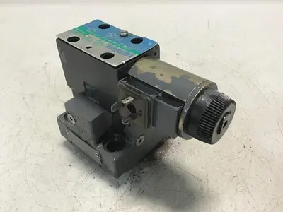 USED VICKERS DG4V3S2AMUHL760EN490