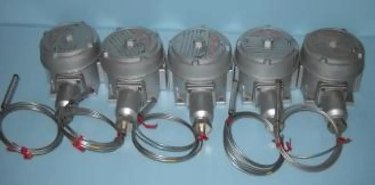 QTY. 5. UNITED ELECTRIC CONTROLS F120 SERIES EXPLO...