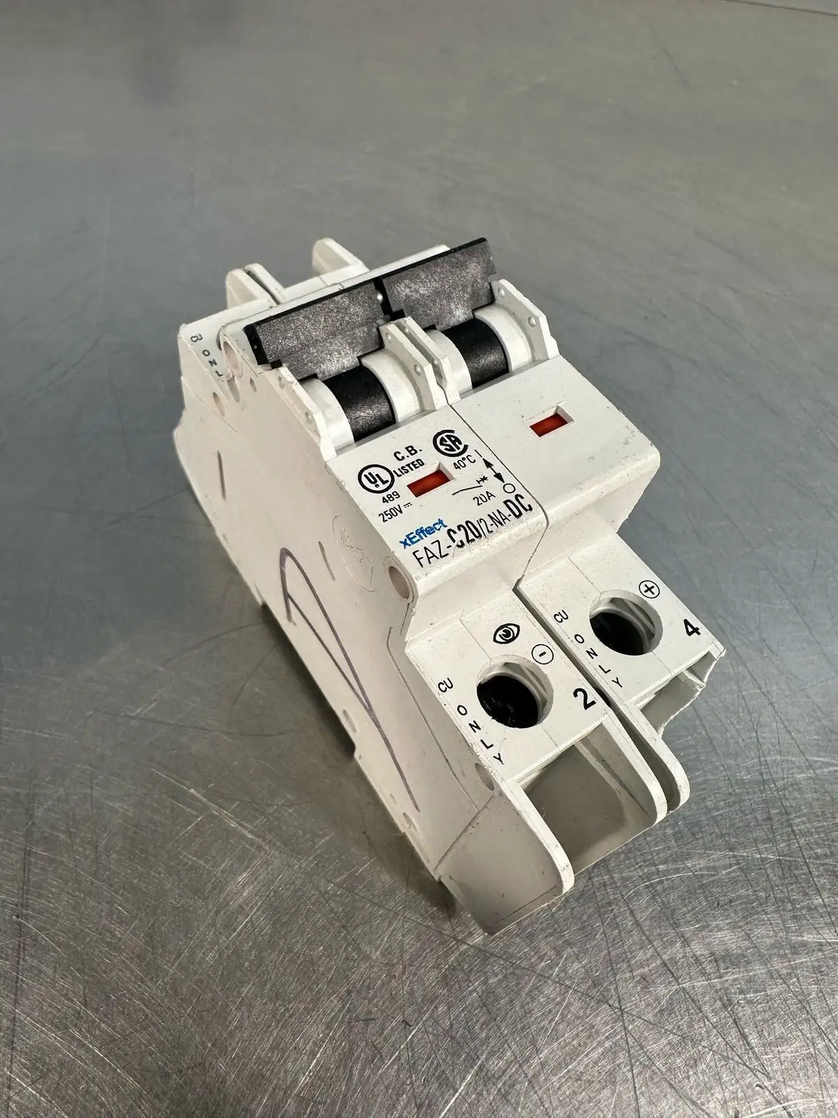 Eaton FAZ-C20/2-NA-DC 2P 500VDC 60947-2 FAZ-C20/2-NA (6.4.3)