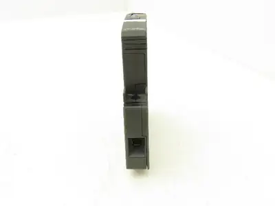 E-T-A ESX10-TA-100-DC24V-10A Circuit Breaker Protector 24VDC 10 Amp DIN Rail ETA
