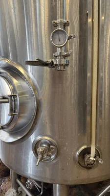 DYM 10bbl (310 Gallons) Brite Tanks