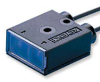 Keyence CZ-40 RGB Digital Fiberoptic Sensor, Reflective Sensor Head, Spot Type [New]