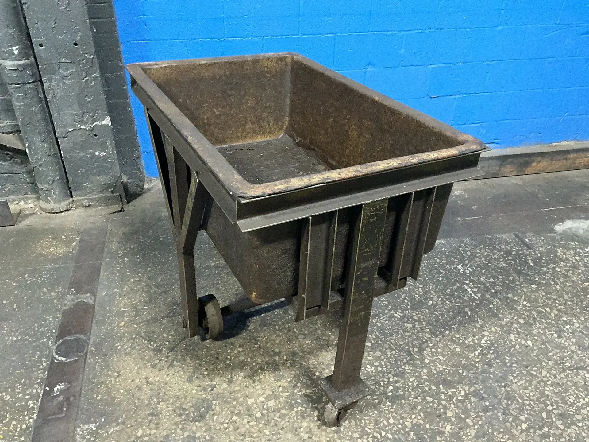 Used _UNKNOWN_ _UNKNOWN_ Bins Ohio US | HGR 24 #1358125