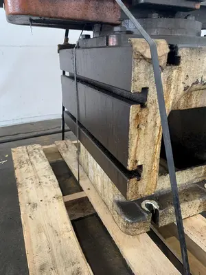 24" W X 18"D X 12 T CARLTON T-SLOTTED DRILL BOX TABLE. STOCK # 0996724