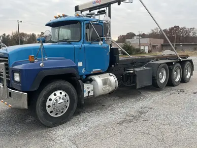 Used 2001 MACK RD688S ROLL OFF Garbage trucks Virginia US | Proxy Equipment #1381225