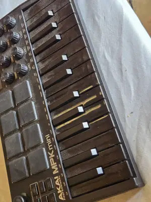 AKAI MPK Mini MIDI Controller - Untested