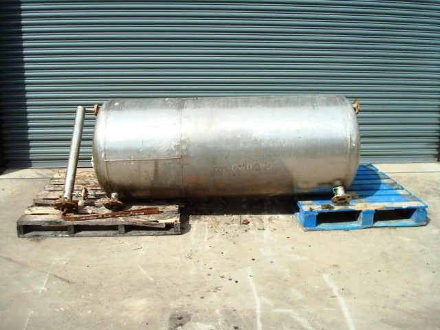 850 L S/S Horizontal Tank