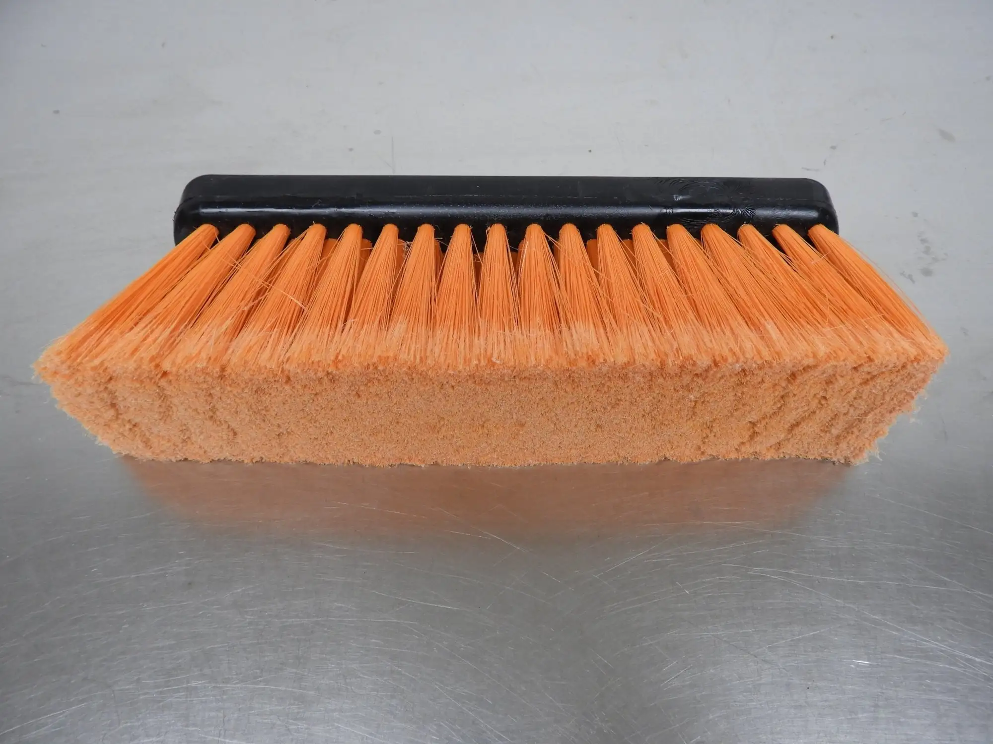 New | in-Stock Carlisle New Carlisle Soft Window Cleaning Scrub Brush Plastic Polystyrene Bristles 10"L Brushes Illinois US | Falcon Restaurant Supply #1376504
