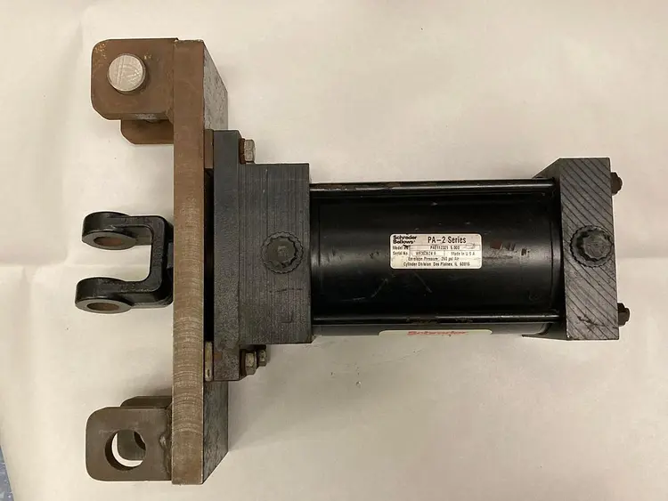 Used SCHRADER BELLOWS PAE112321 Pneumatic Cylinders Ohio US | Surplus Asset Holdings #1247296