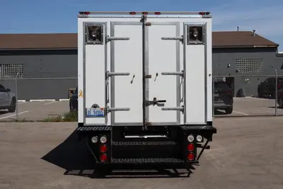 2013 CHEVROLET 4500 BOX TRUCK | Levy Recovery Group (4)