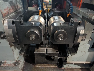 Used _UNKNOWN_ _UNKNOWN_ Thread Rollers Texas US | IRS Auction #1320689