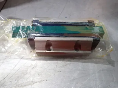 NEW THK SHS25LC1SS (GK)