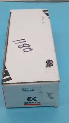 NEW Camozzi 374-E11-02