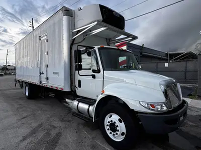 Used 2019 INTERNATIONAL 4300 Reefer Trucks Florida US | Truck and Van Outlet #1509137